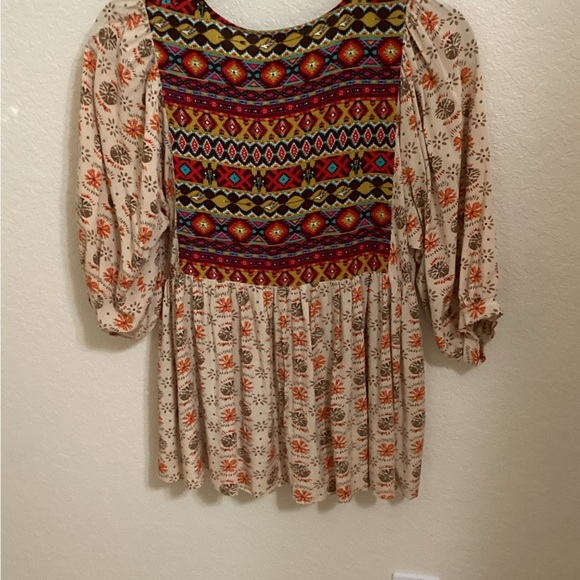 Umgee tunic hemmed to cropped look - Picture 3 of 3